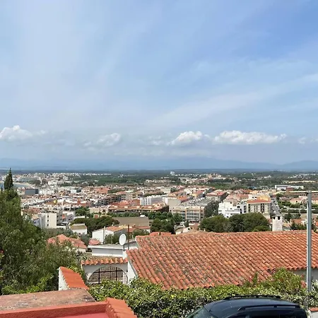 Preciosa Casa En Con Vistas Al Pueblo Y Al Mar Av-33 Nyaraló Roses