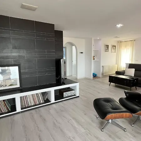 Nyaraló Preciosa Casa En Con Vistas Al Pueblo Y Al Mar Av-33 *